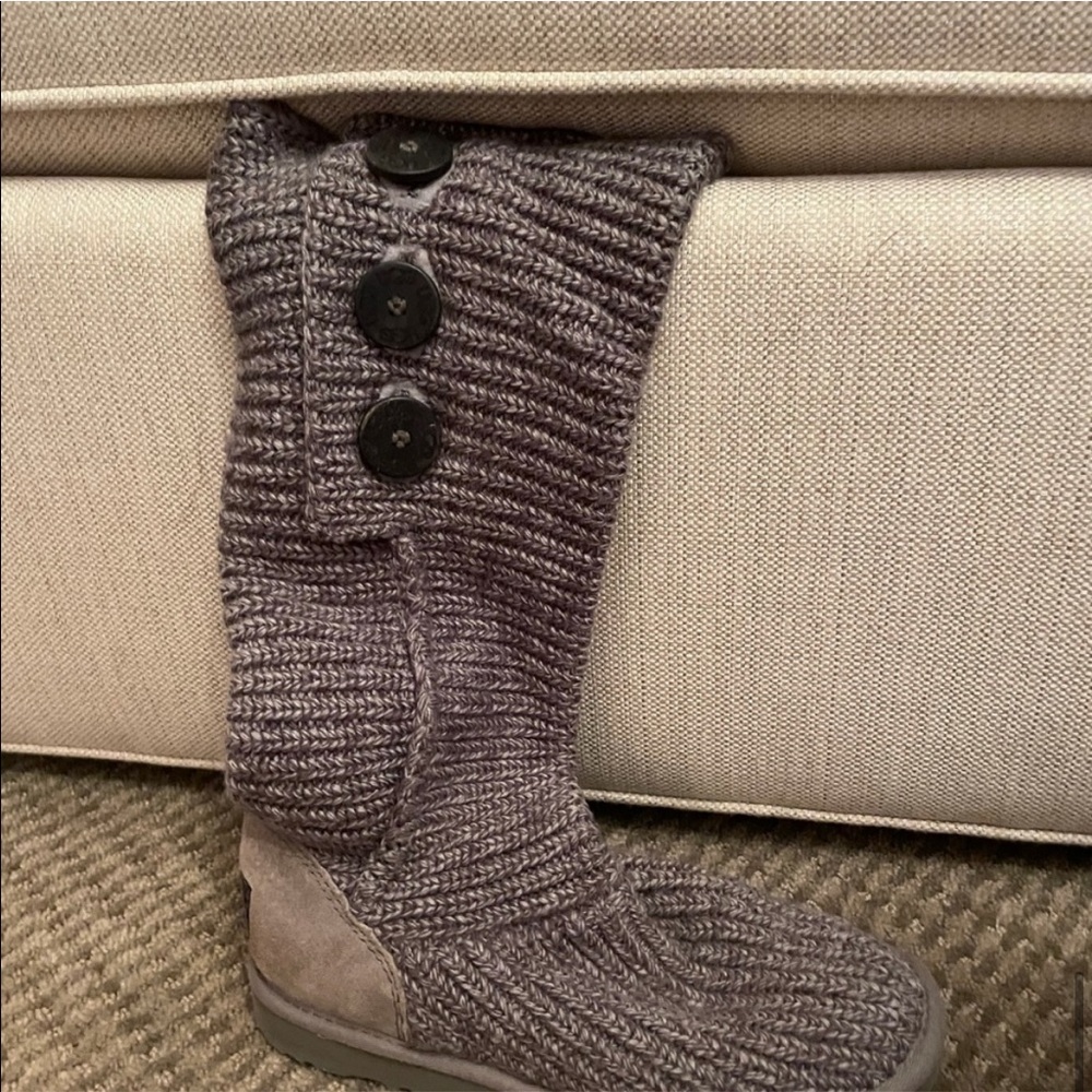 UGG Grey Cardy Knit Sweater Boots - Picture 11 of 11